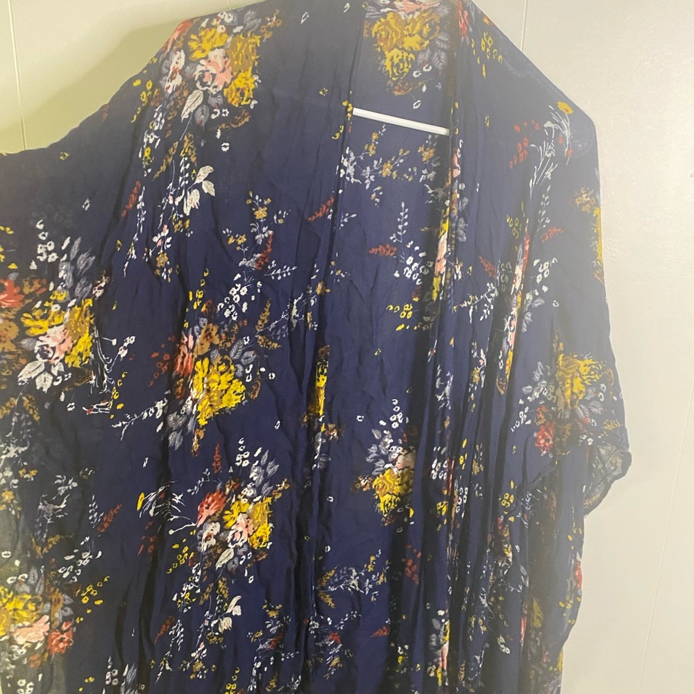 Cardigan - Picture 2 of 3